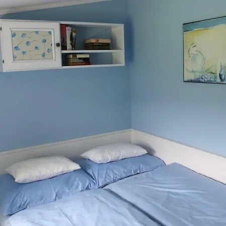 Huebner Appartement *